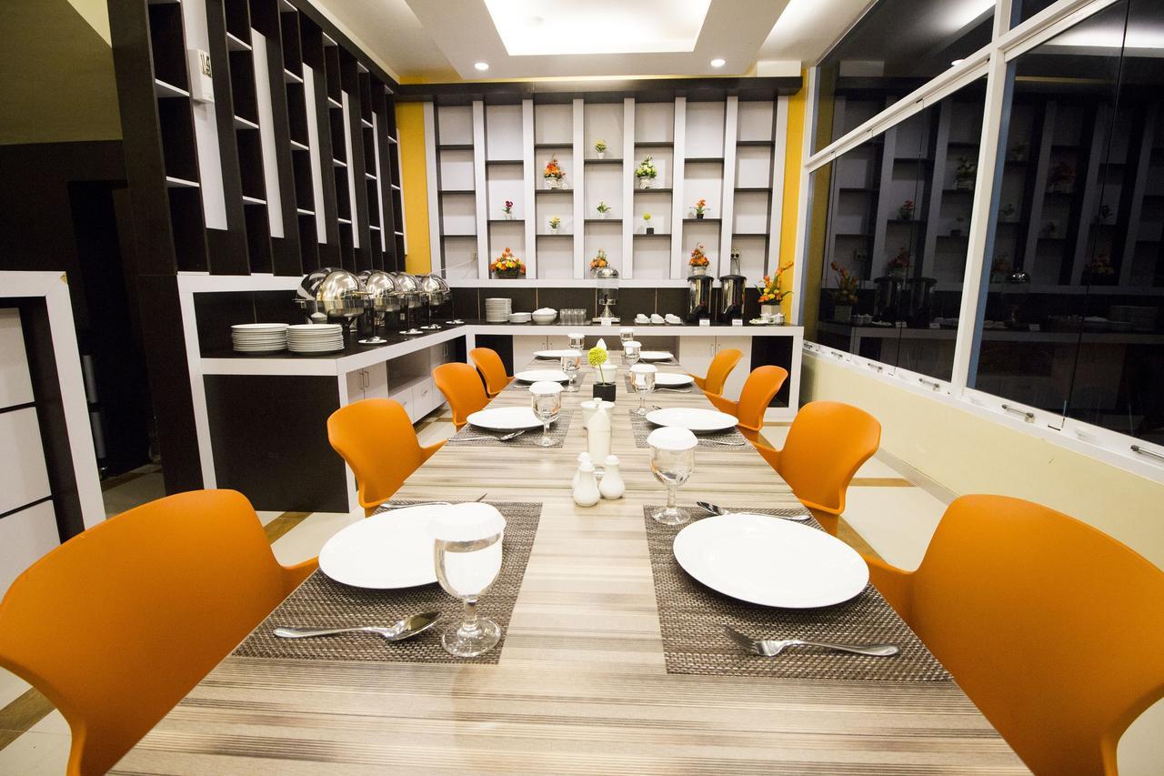 Hannah Hotel Syariah Painan Ngoại thất bức ảnh